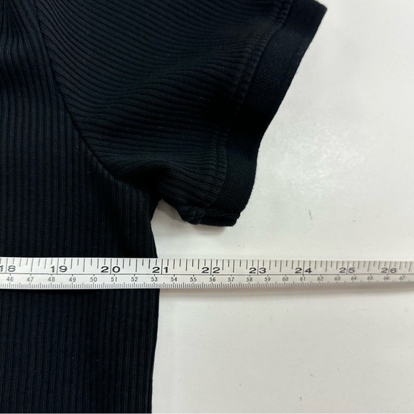 Zara Vertical Textured Polo Shirt Women’s Large Short Sleeve Ribbed Black - Picture 4 of 7